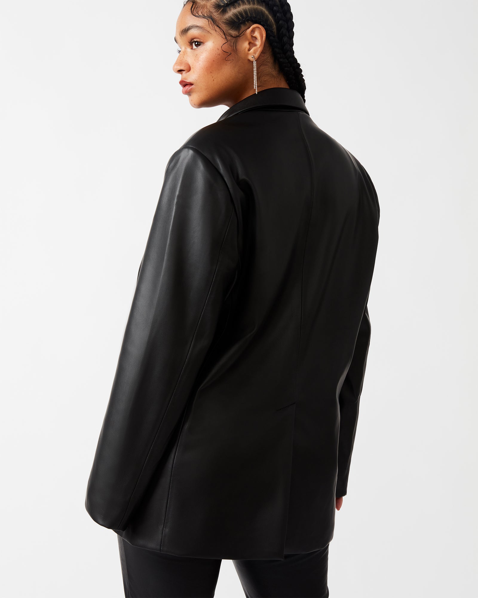 STEVEMADDEN_APPAREL_BN302128_BLACK_04